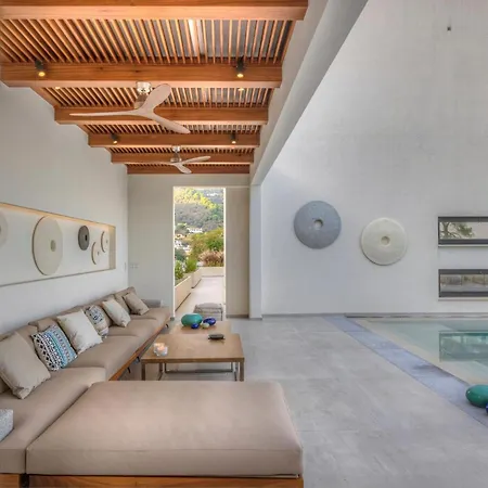 Вилла Super Luxury Skiathos Seven Stunning Bedroom Levanta Ахладиес