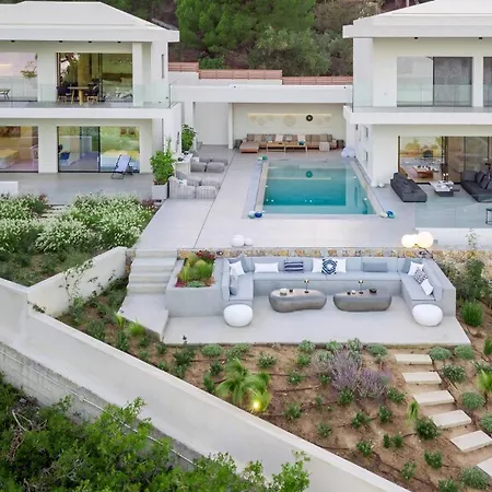 Super Luxury Skiathos Seven Stunning Bedroom Levanta Вилла *